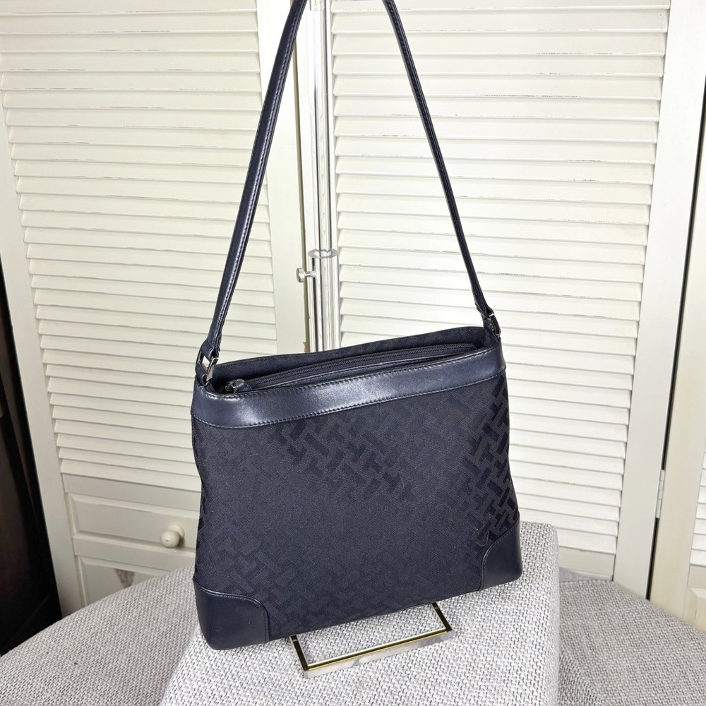 Classic Vintage Talbots‎ Black Monogram Jacquard Leather Trim Shoulder Bag Purse